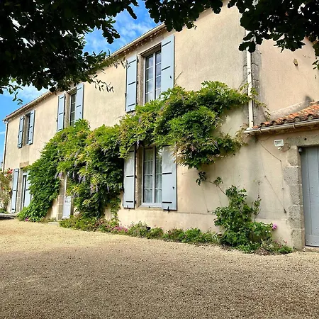 La Demeure Glycine Σπίτι διακοπών Avrillé